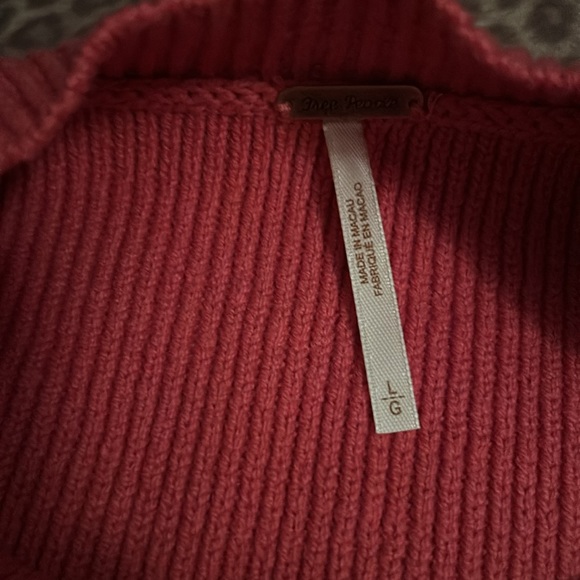 🔥1 LEFT!🔥Free People NWOT Easy Street Crop Pullover Sweater Size M & L in Pink - Picture 11 of 11